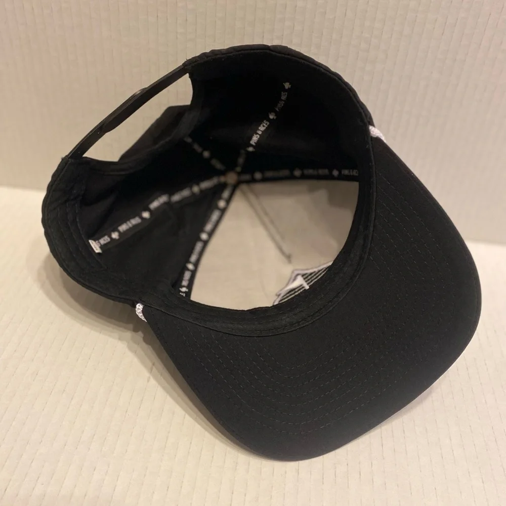 Pins and Aces Golf SnapBack - Picture 5 of 6